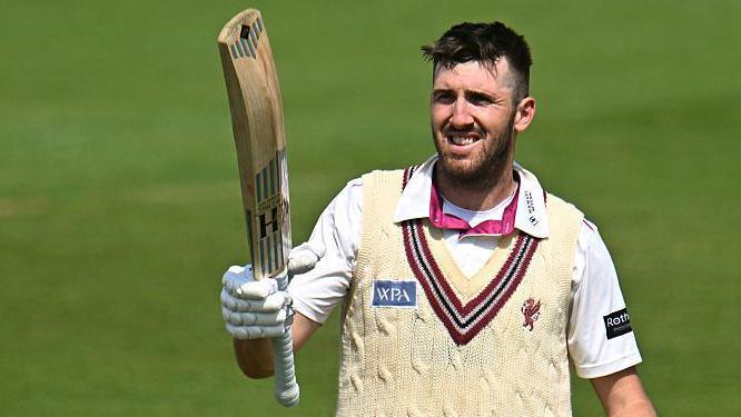Craig Overton 