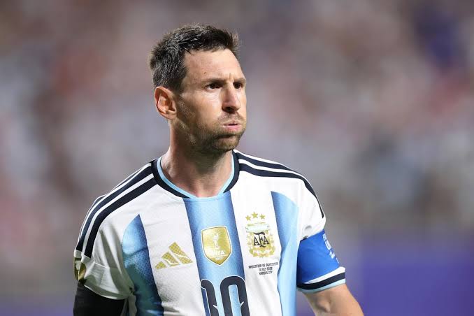 Messi Pensiun